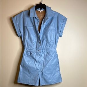 Entro Size Medium Light Blue Short Sleeve Romper